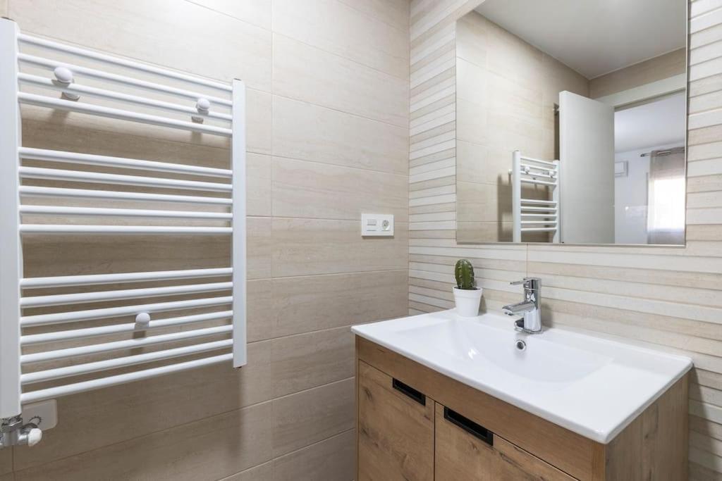 Neptuno Deluxe Apartman Granada Kültér fotó
